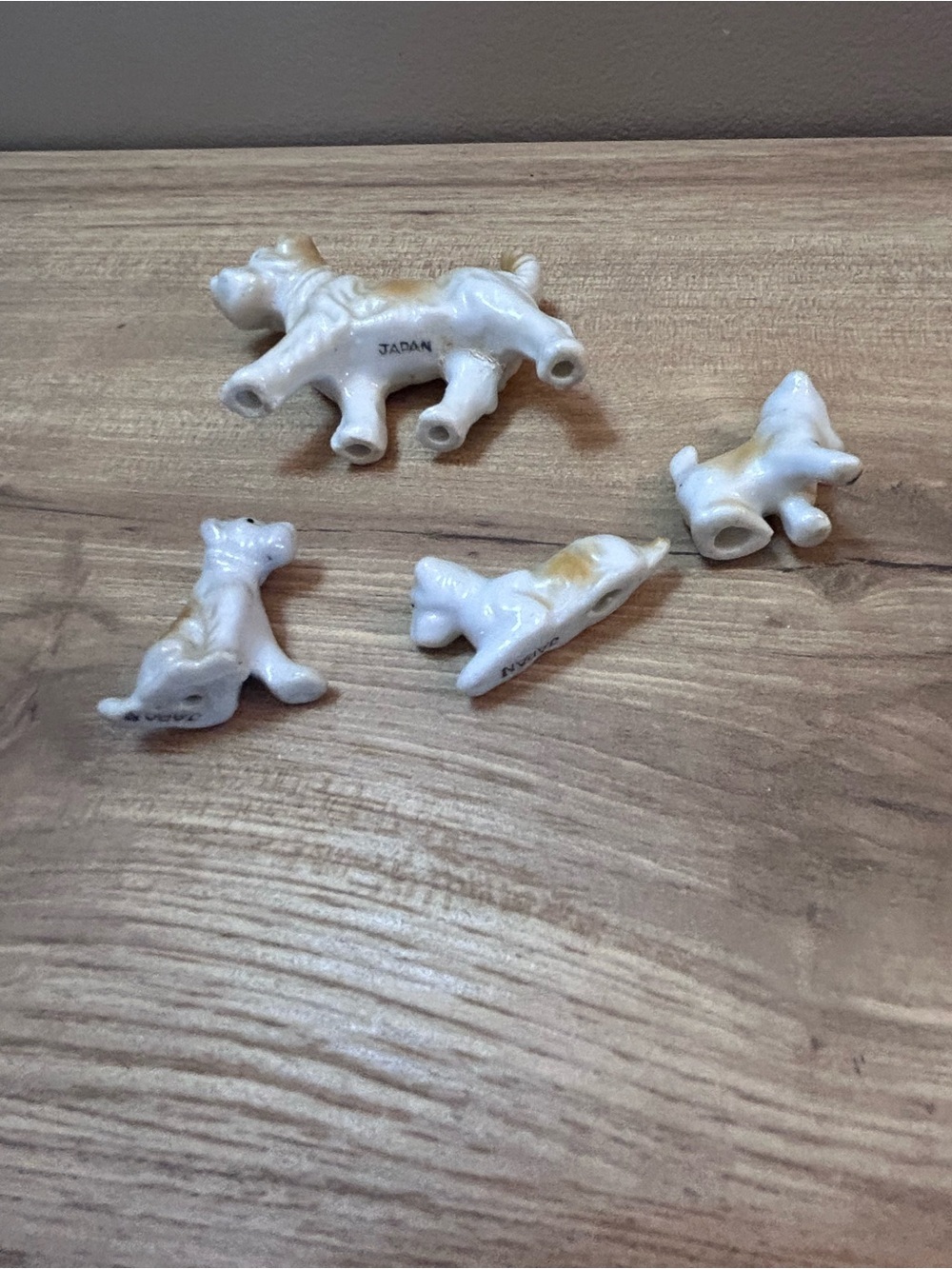 Vintage White and Tan Ceramic Dog Family Figurines - Picture 4 of 4